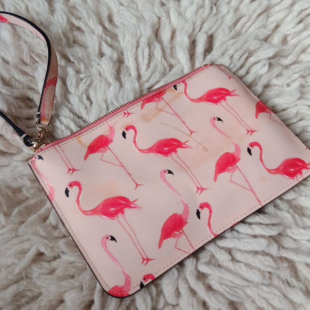 Kate Spade wristlet - Picture 4 of 16